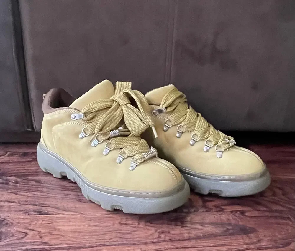 $1,195 NIB Burberry Trek Leather Low-Top Boots Sneakers Tan/Gray Men's 45(12)